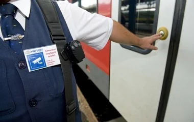 A kamera lehet a szuperfegyver a MÁV dolgozóit és utasait fenyegetőkkel szemben