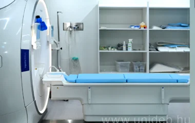 Mesterséges intelligenciával támogatott MR-berendezést adtak át Debrecenben