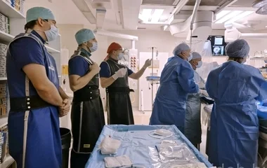 Élőben közvetítettek szívműtéteket a fórum résztvevőinek