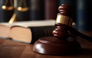 Felmentették a volt papot a szexuális vádak alól