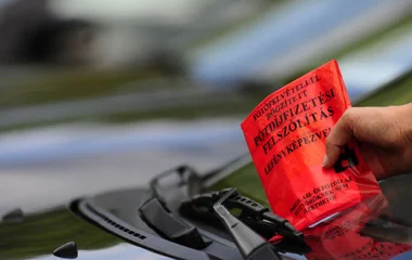 Jöhet szombaton a karácsonyi piros zacskót, ha nem figyelünk oda