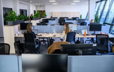 Csúcskategóriás új irodát nyitott Debrecenben a PwC