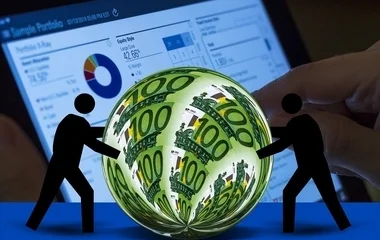 Több százmilliárd forint uniós pénzt veszíthet el Magyarország