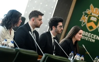 Amerikai kettős diplomát kaphatnak a hallgatók a debreceni Campuson