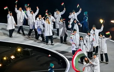 Látványos megnyitóval startolt a téli olimpia