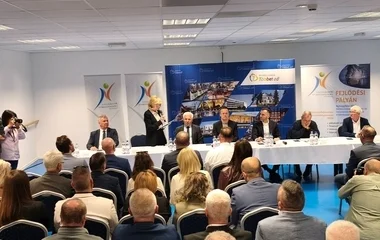 Beszállítói fórumot tartottak Nyíregyházán