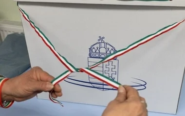 Nyomkövető volt a szavazatban