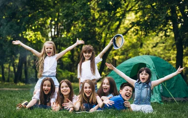 Több mint 1600 gyereket várnak