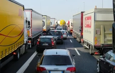 Rendhagyó módon alakul a nehéz tehergépjárművek forgalomkorlátozása