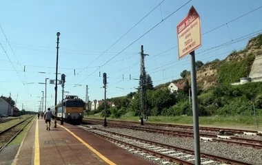 Aláírták a Nyíregyháza–Mezőzombor vasútvonal rekonstrukciójának kivitelezési szerződését