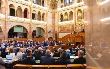Befagyasztják a polgármesterek fizetését