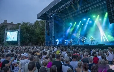 Szabálytalanságok miatt visszavonták a kulturális támogatásokat