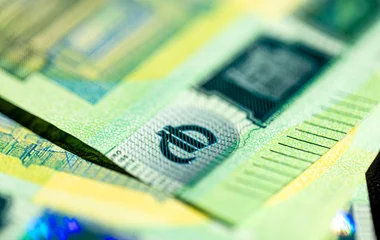 Ötmilliárd euró értékben bocsáthat ki kötvényeket Magyarország