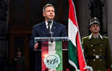 Magyar Péter szerint a kormányzat szolgálatot jelent