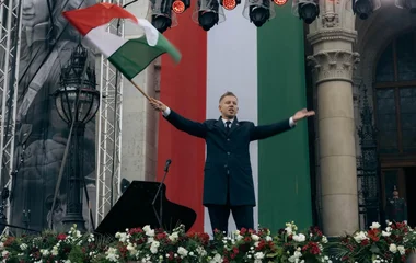 Magyar Péter szerint 1956 üzenete az összefogás és a nemzeti egység