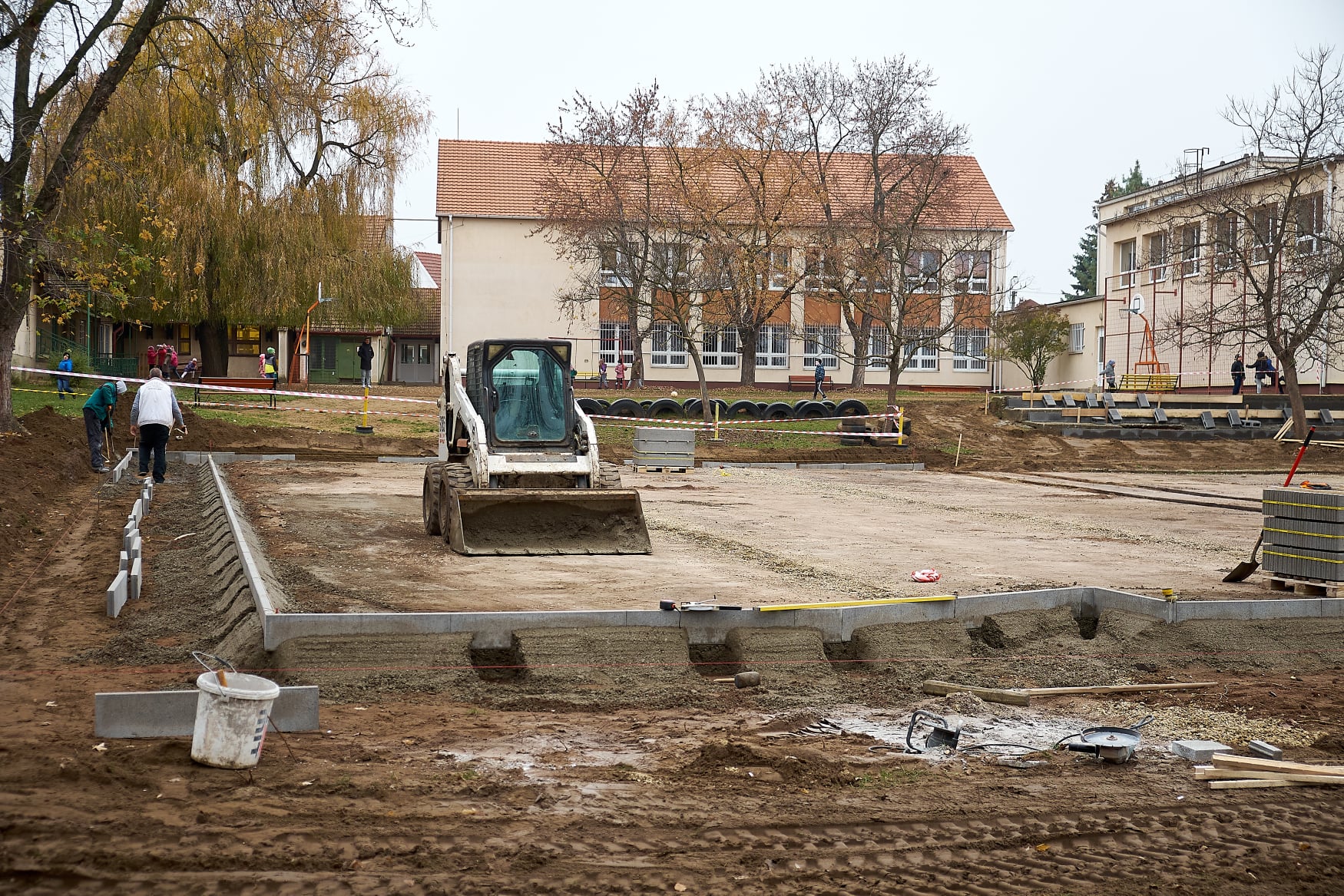 Újabb pálya épül a kicsiknek, ezúttal Oroson