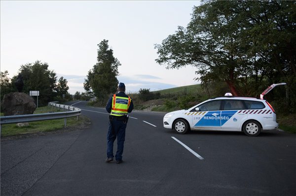 Nagy ellenőrzésbe kezd a rendőrség az utakon