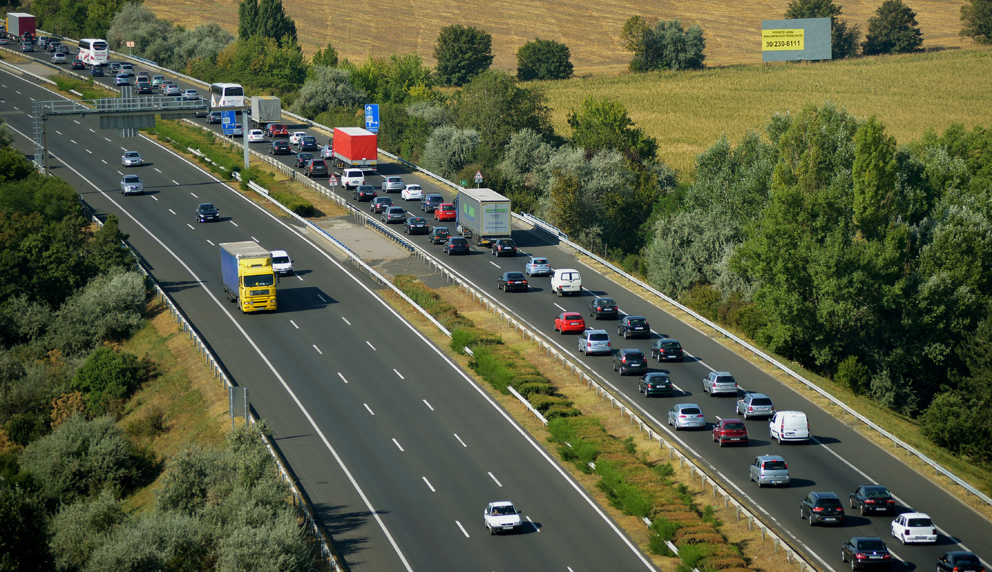 Ne essünk pánikba, ha eltévesztünk egy lehajtót a gyorsforgalmi utakon