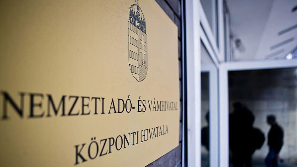 Időpontfoglalás alapján fogadják az ügyfeleket a NAV központi ügyfélszolgálatain