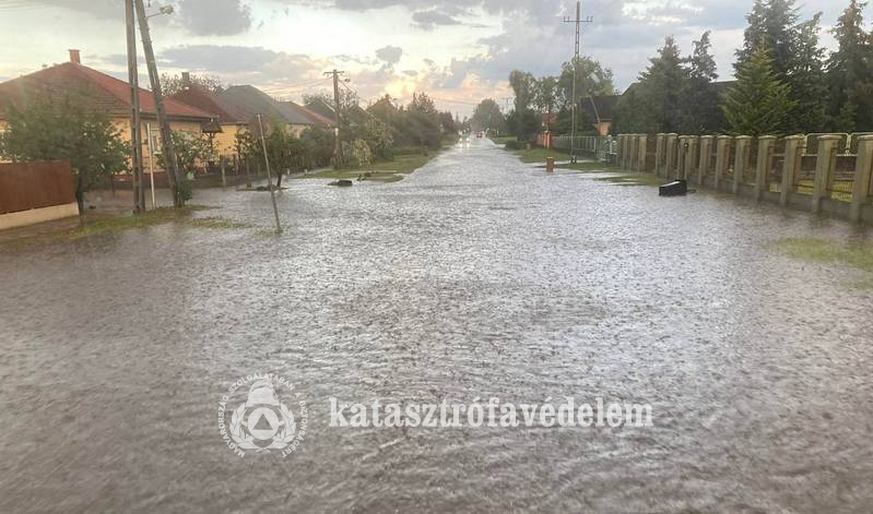 Számos riasztás érkezett a tegnapi vihar miatt a nyíregyházi tűzoltókhoz