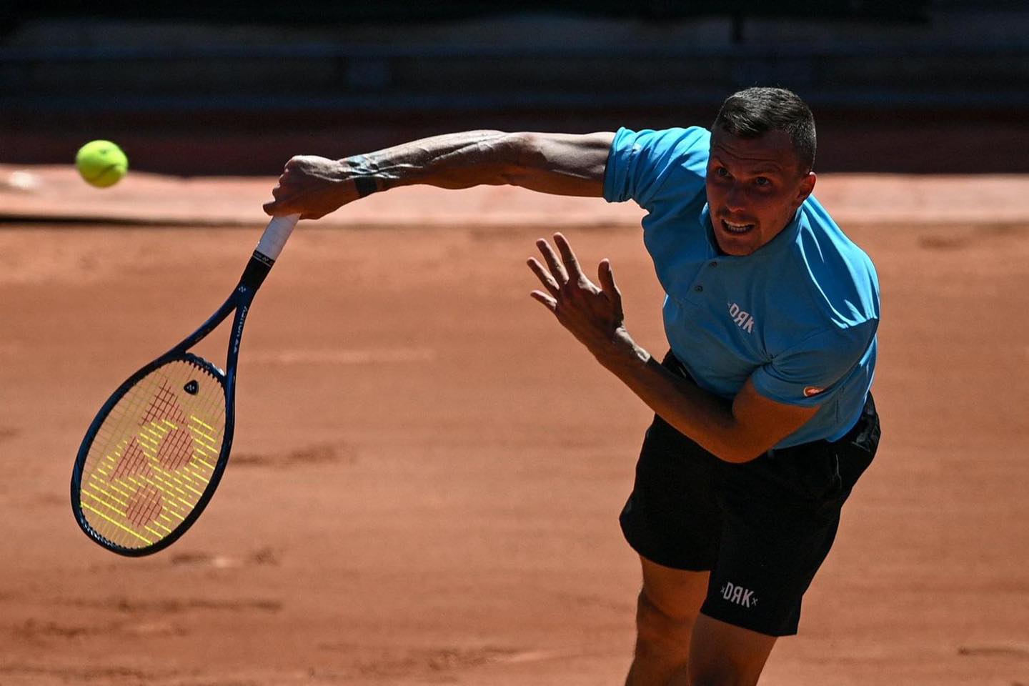 A második fordulóba jutott Wimbledonban a nyíregyházi teniszező