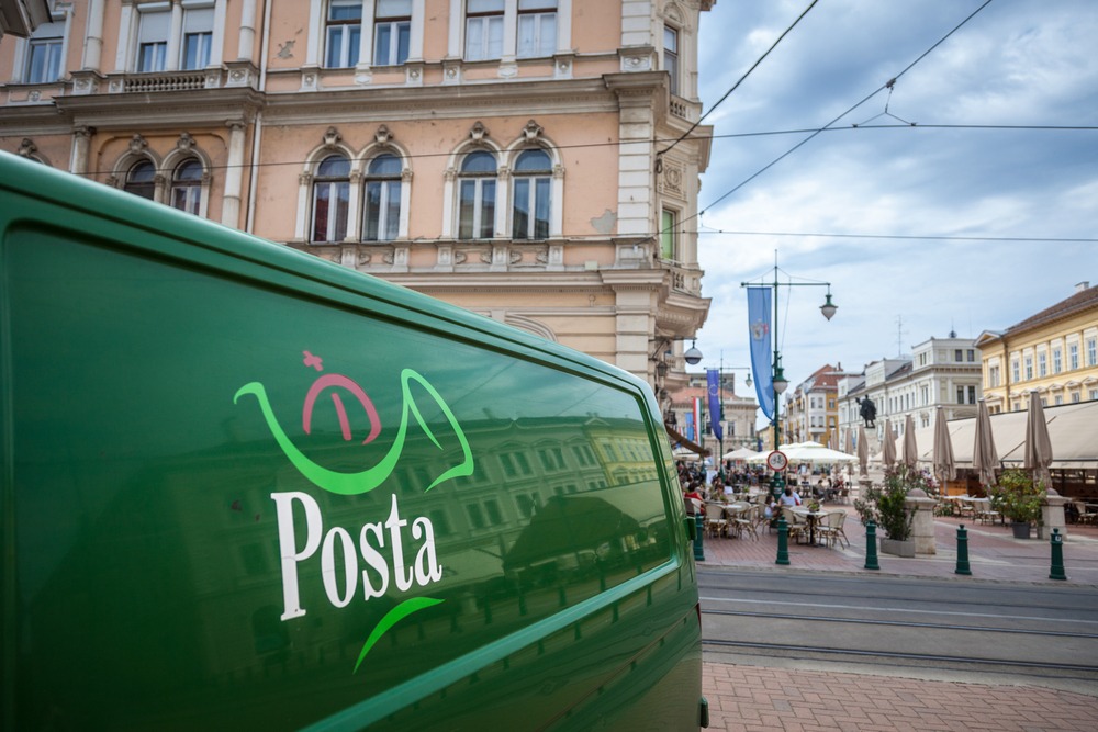 Béremelés jön a postánál – idén ez már a második