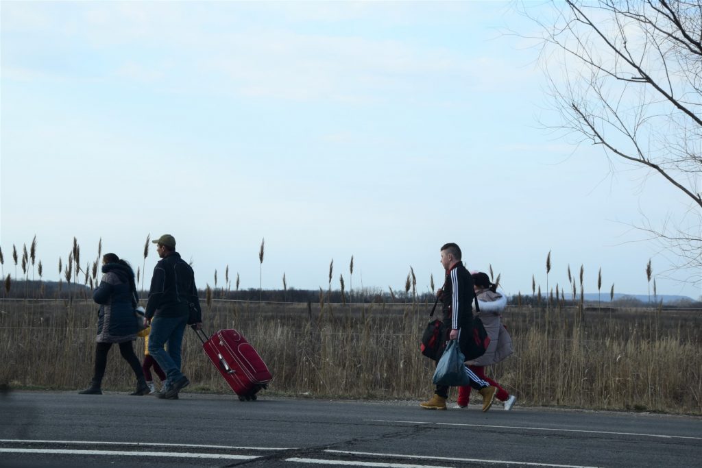 Csaknem tízezren lépték át az elmúlt huszonnégy órában a magyar-ukrán határt