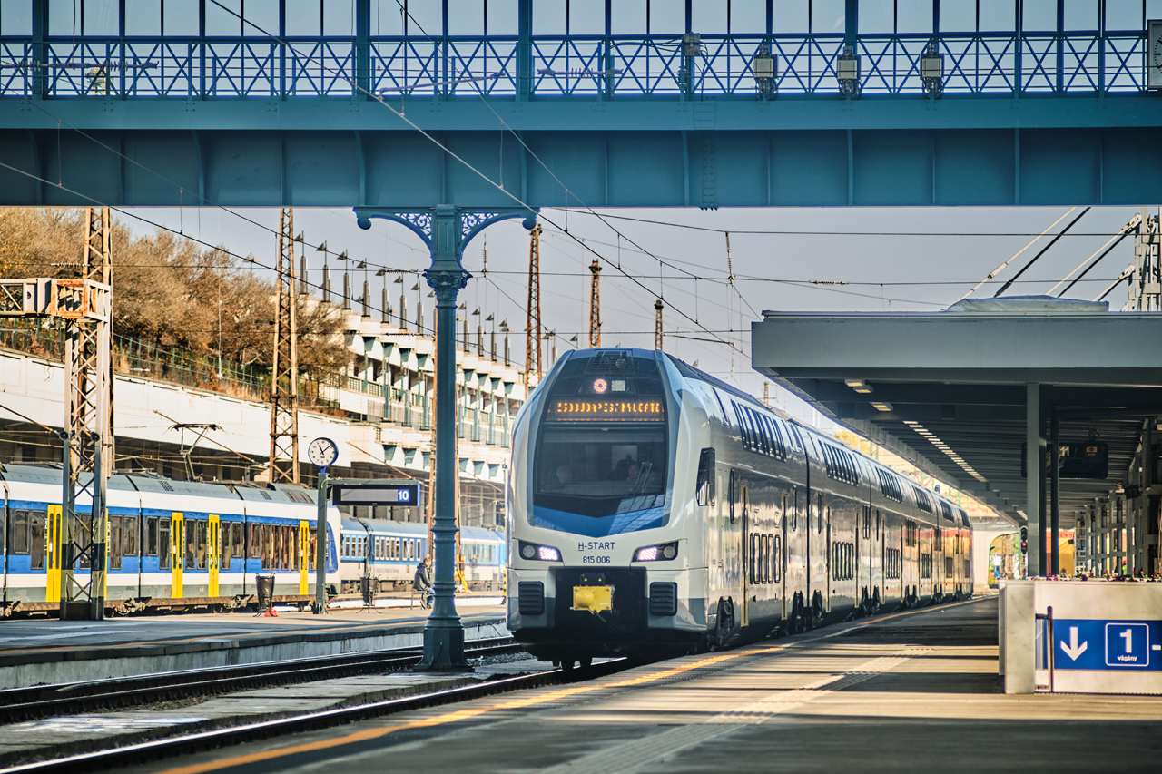 Módosul a vasúti és buszközlekedési menetrend április 3-án