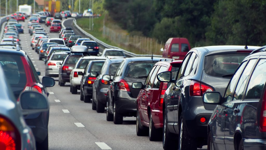 Csökkent a forgalomba helyezett új személygépkocsik száma az első negyedévben