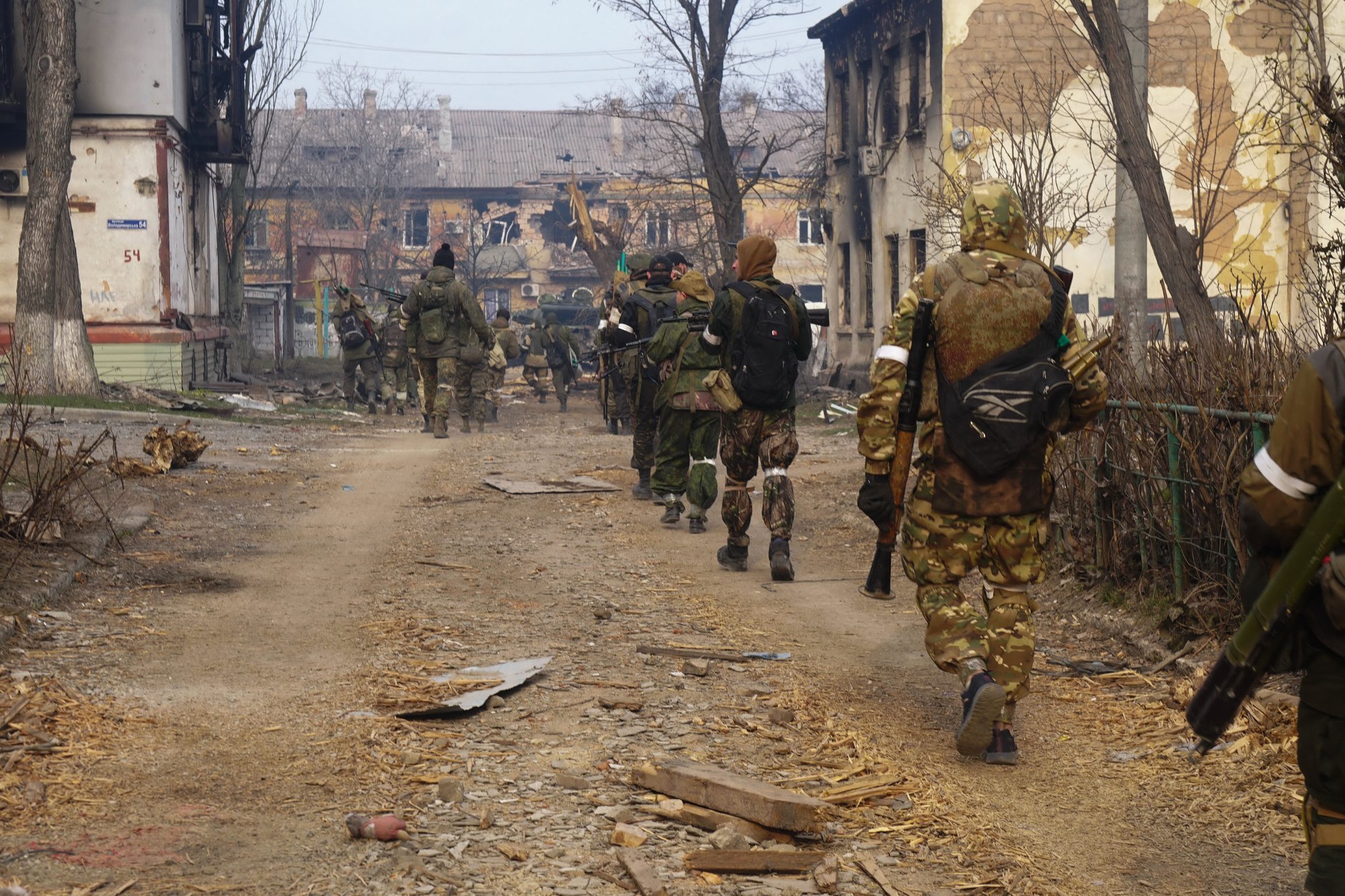 Elfogyott az ukránok lőszere, ma eleshet Mariupol