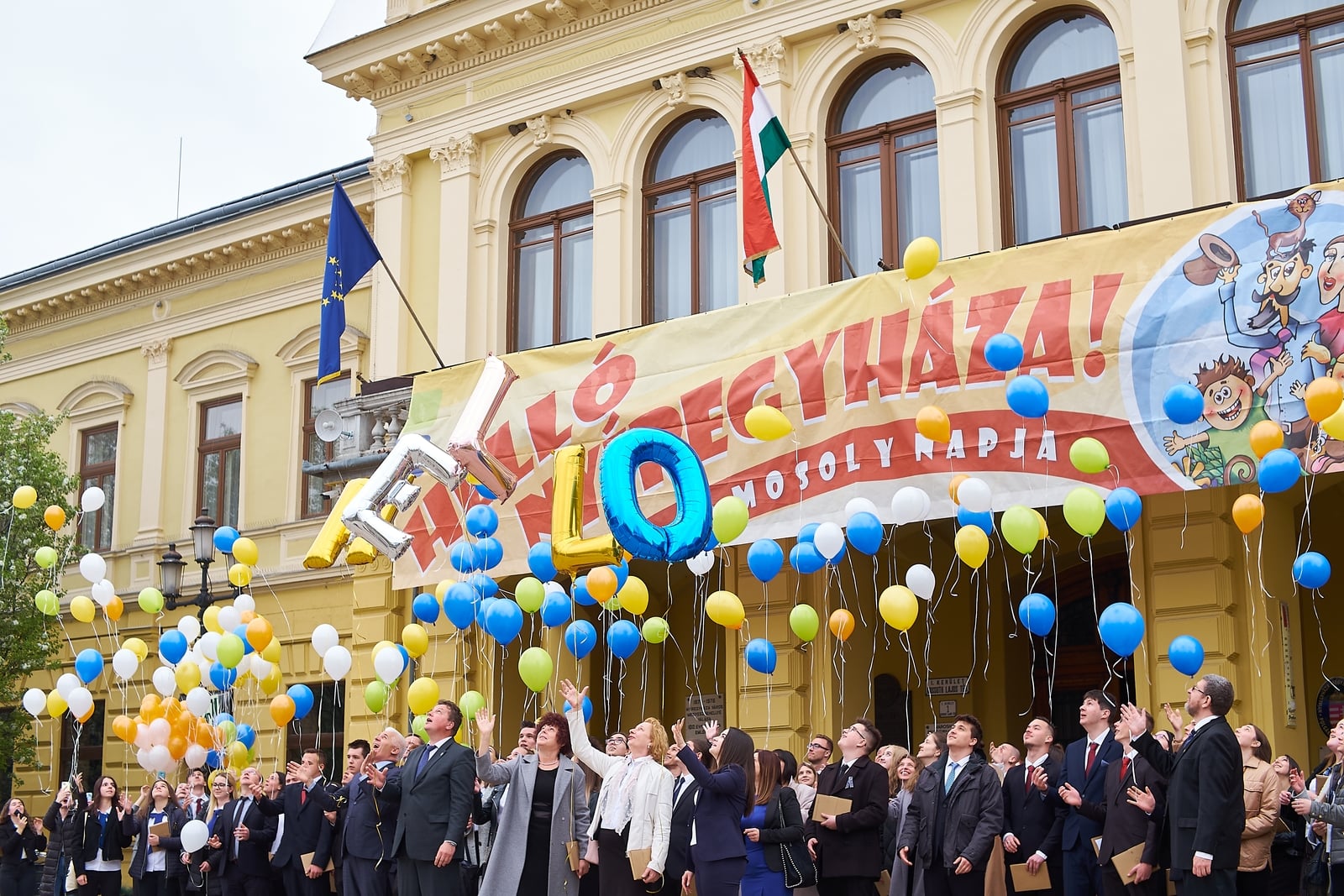 Hivatalosan is kezdetét vette a végzősök ballagási időszaka Nyíregyházán