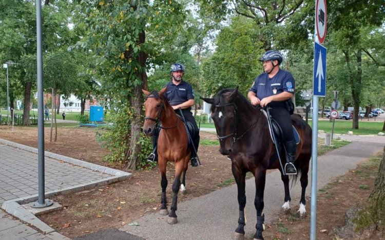 A nyíregyházi lovasszoltálat is kiveszi a részét a turisztika idényből