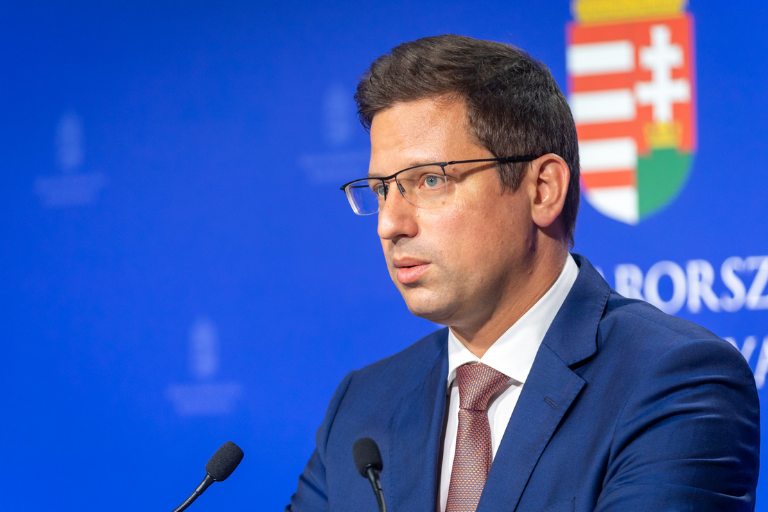 Gulyás Gergely jelentő béremelést ígért a pedagógusoknak