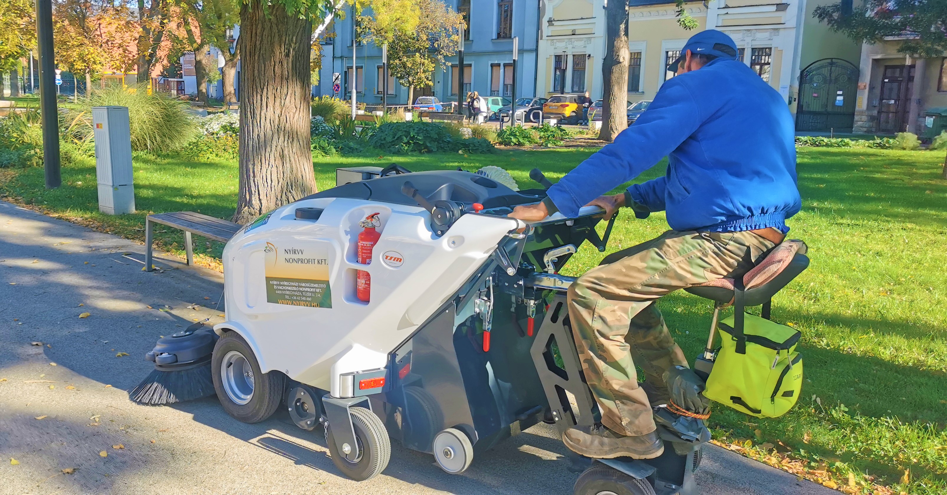 Üzembe helyezték az elektromos seprőgépet