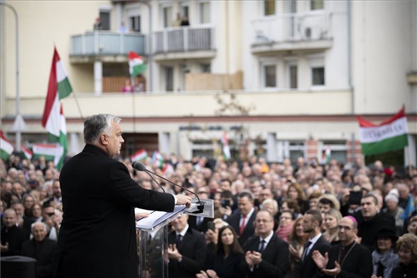 Orbán: képesek vagyunk megvédeni Magyarország érdekeit