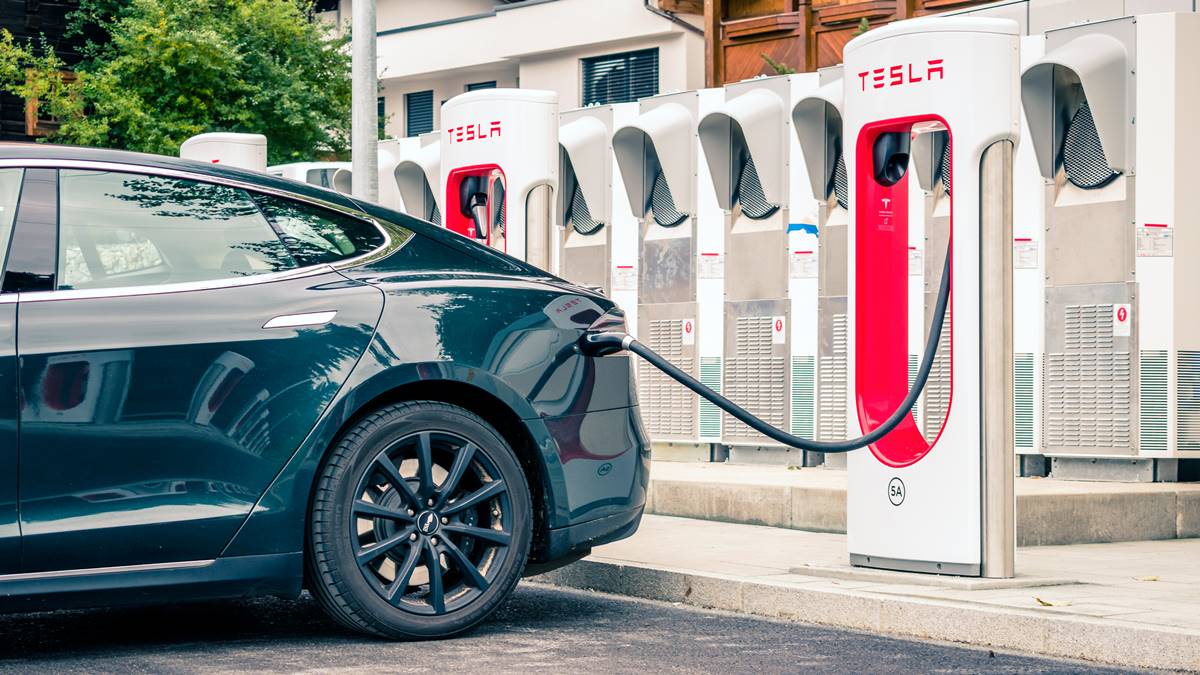 Nyíregyházán várhatóan 2026-ban lesz Tesla-töltőállomás