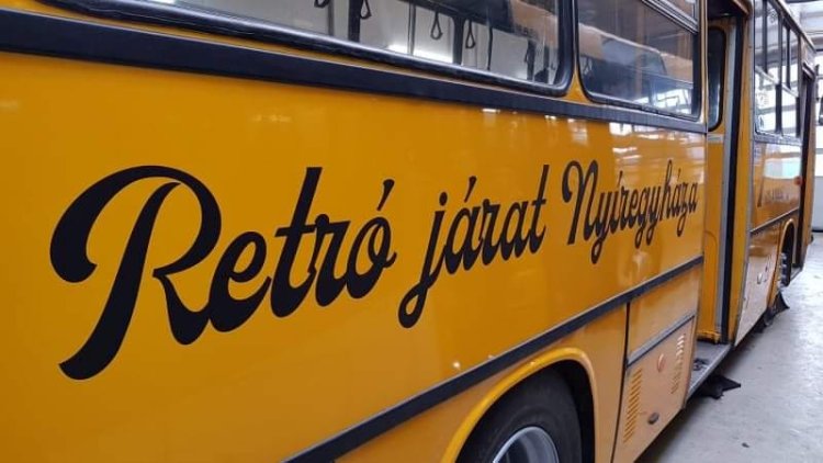 Húsvétkor is közlekedik a Retro-busz