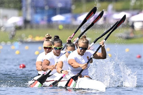 Bronzérmet nyert a női kajak négyes a párizsi olimpián