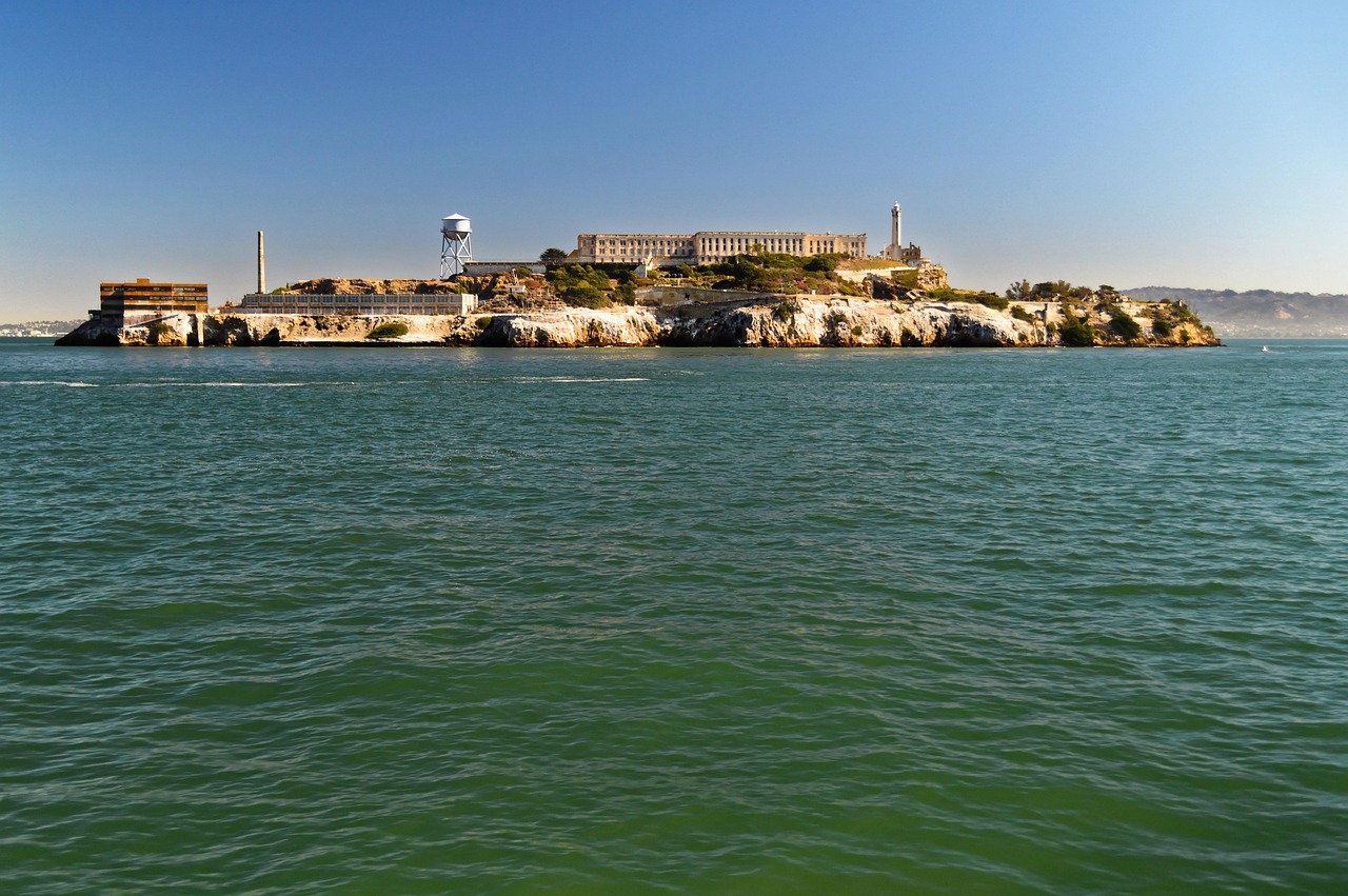 Kirakhatják a turistákat, újra a raboké lehet az Alcatraz