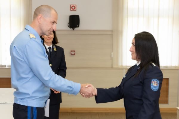 Egy piros macis hátizsák buktatta le a dílert Nyíregyházán 