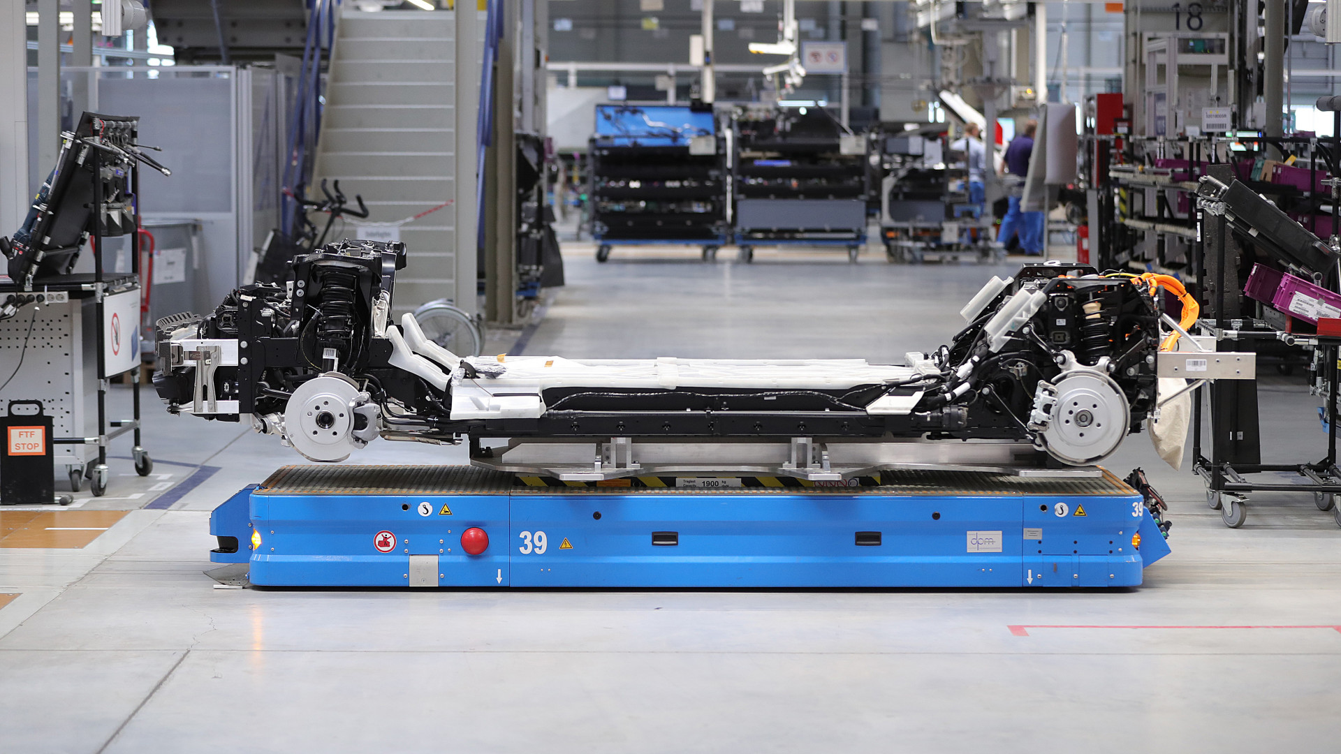 A jövő járműmérnökei már most ott vannak a BMW debreceni gyárában