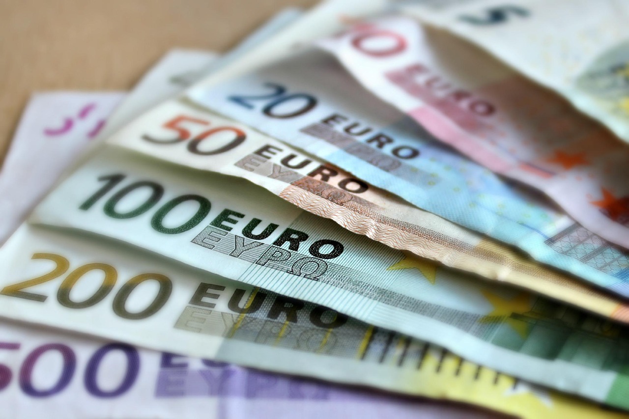 Bulgária bevezetheti az eurót