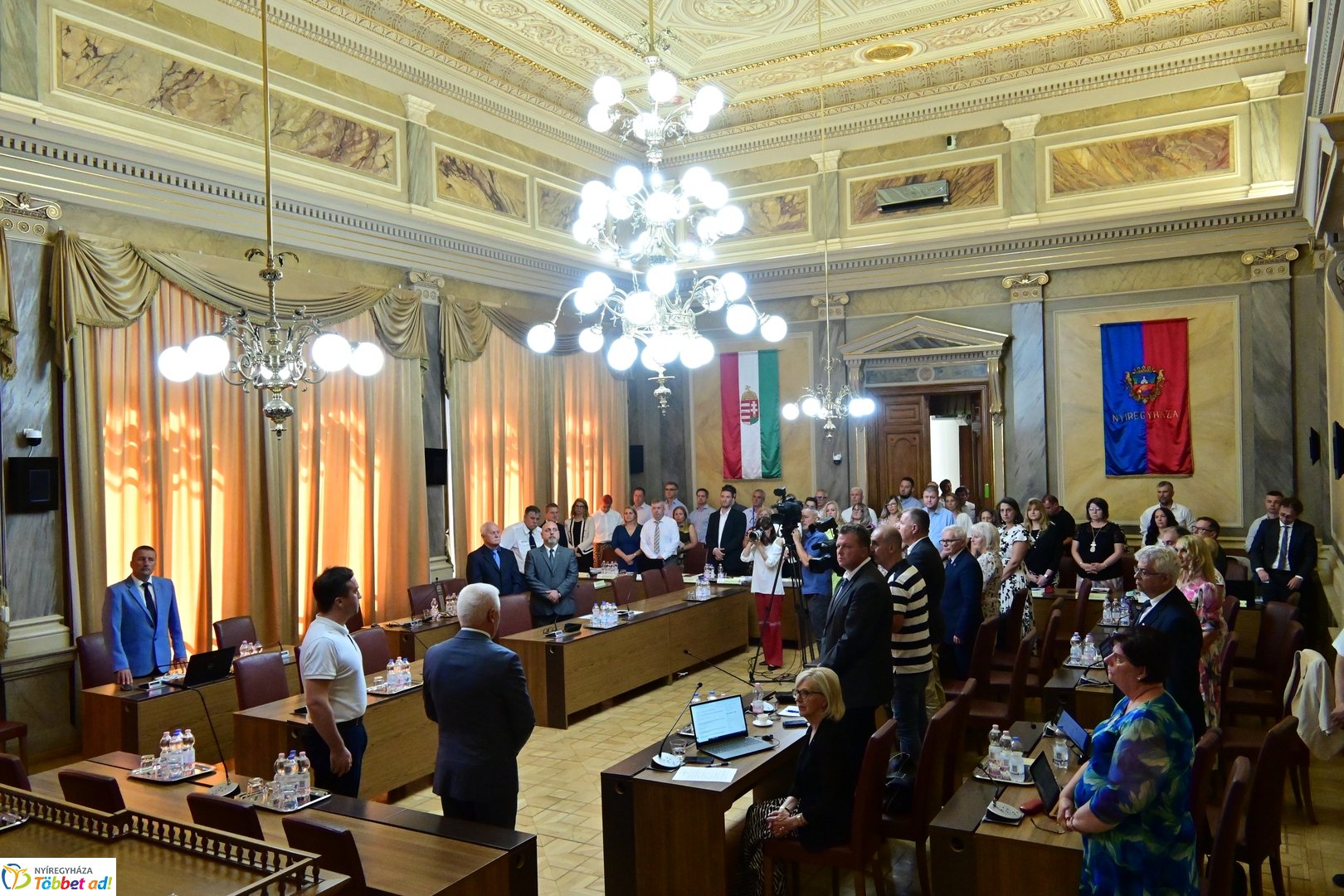 Kitüntetések átadásával vette kezdetét Nyíregyháza közgyűlése