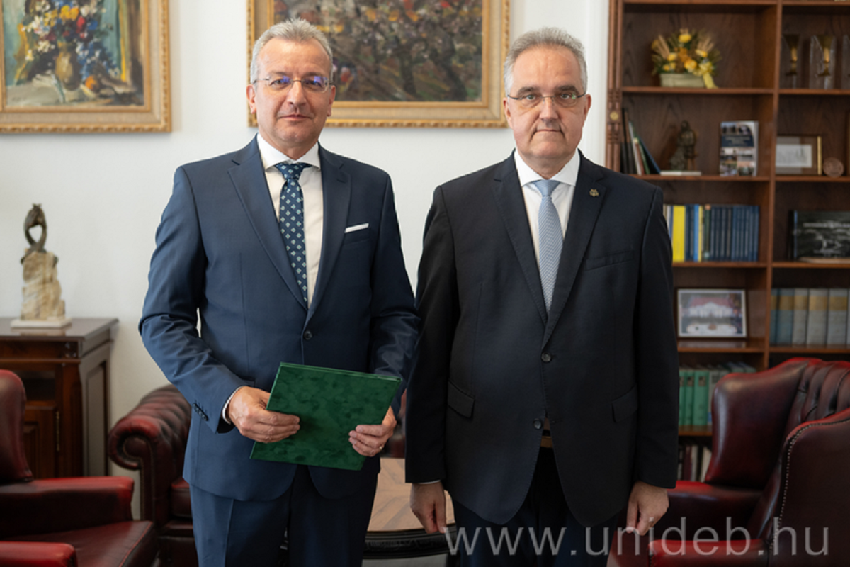 Új korszak kezdődik Debrecenben a genetikai ellátásban.