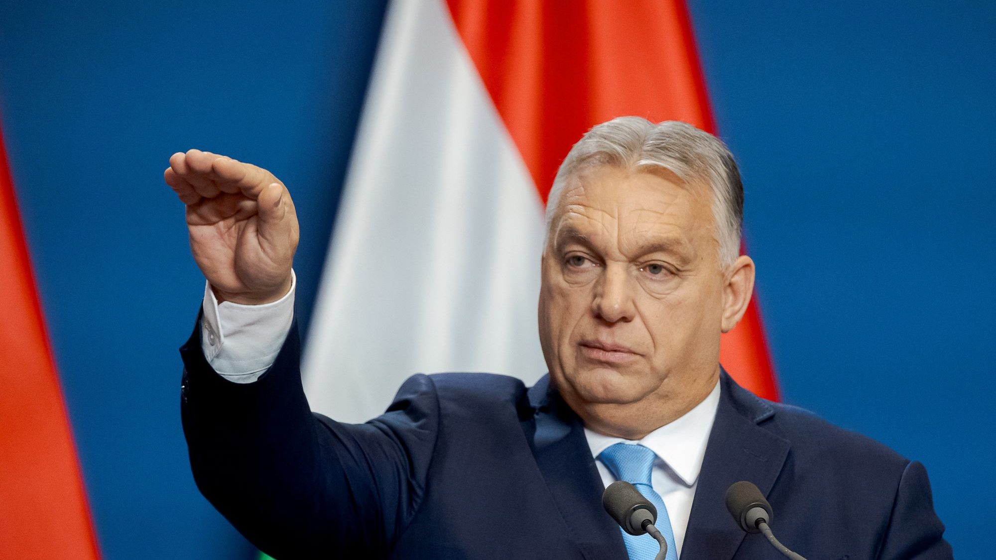 Fizetésemelést kaptak a kormánytagok