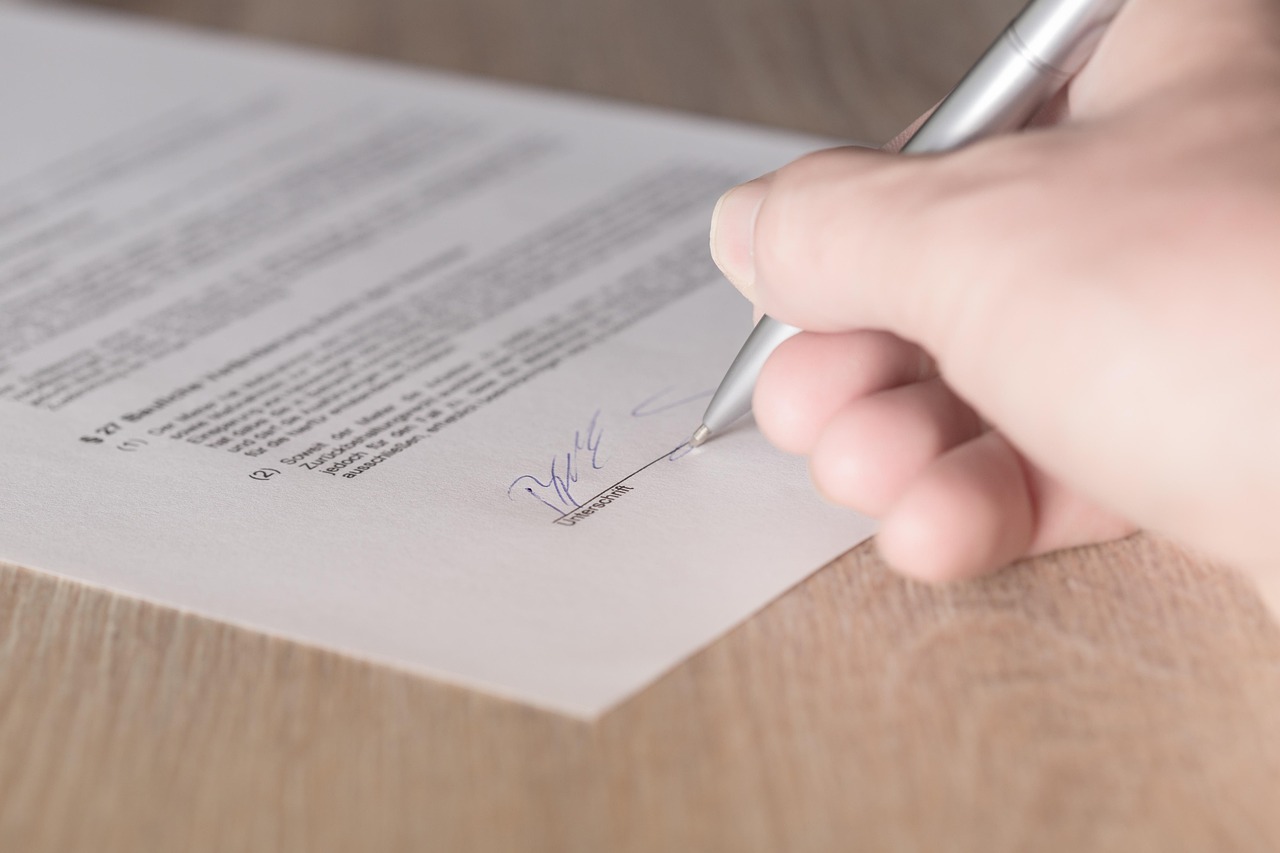A bérlőknek mindig legyen érvényes lakásbérleti szerződésük
