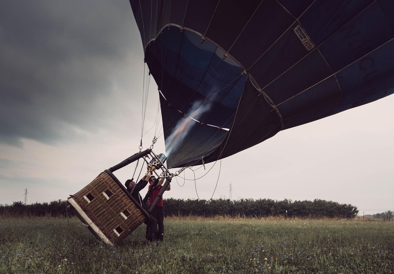 Kényszerleszállát hajtott végre egy hőlégballon Debrecenben
