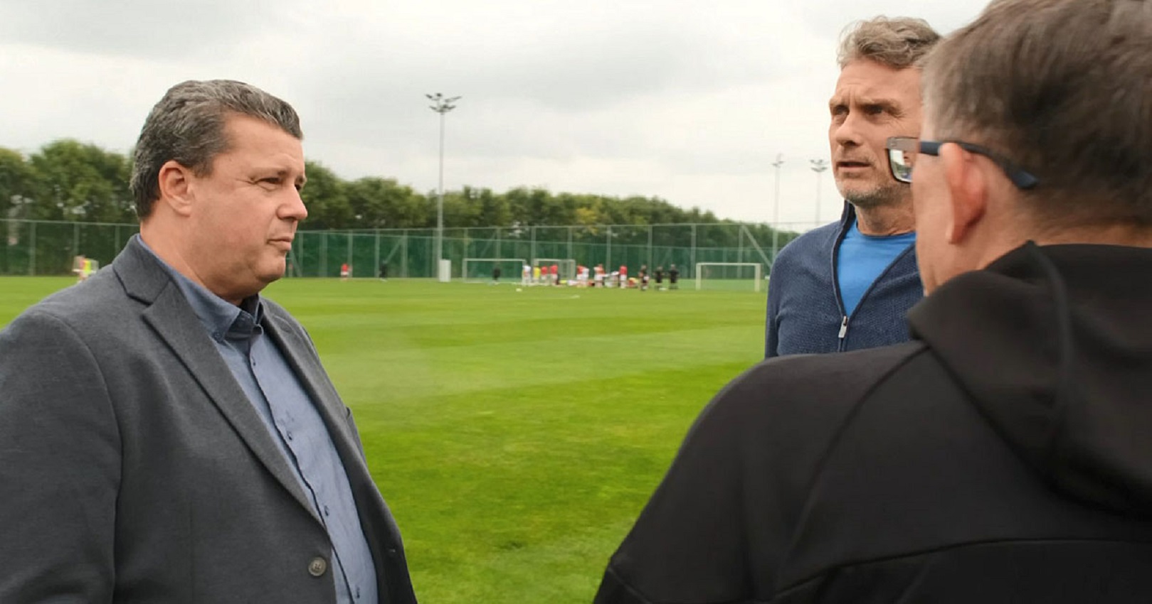 Négy hónap után visszatért a régi-új cégvezető a debreceni futballklub élére