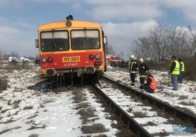 Vonattal ütközött egy autó Debrecen külterületén