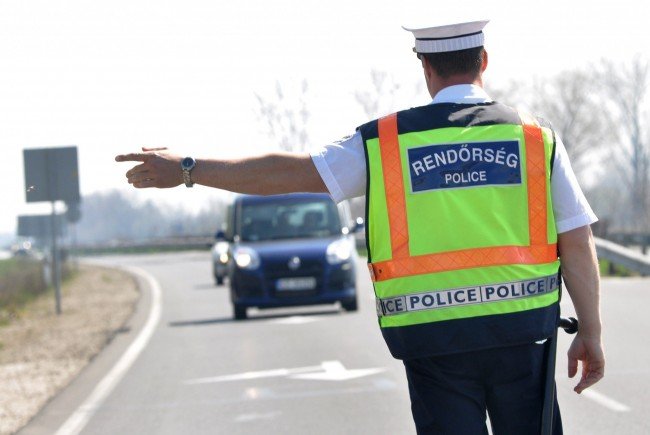 Egy héten át razziázni fognak a rendőrök